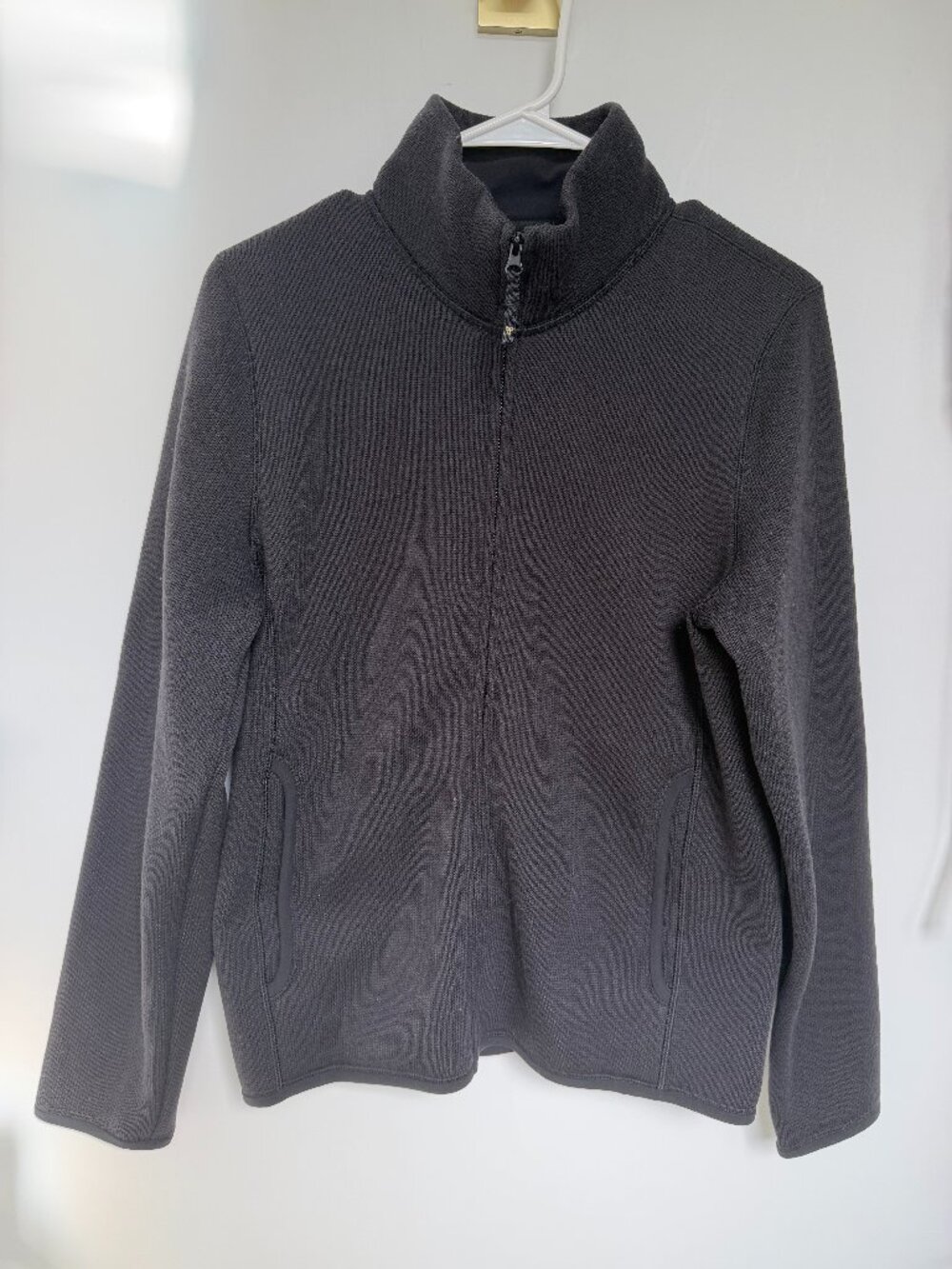 TNA Black zip up sweater jacket size medium brand new